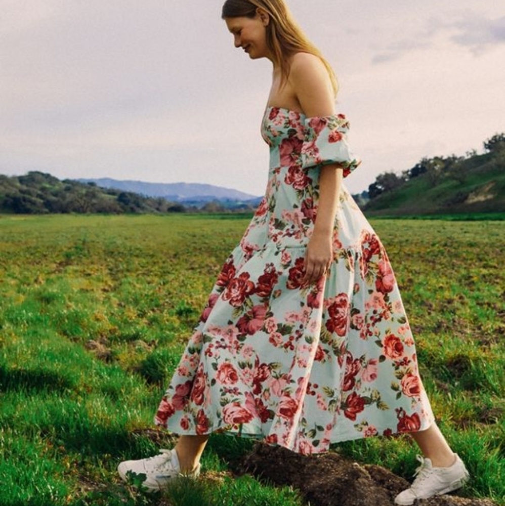 Laura Ashley x UO Georgia Floral Midi Dress NWT
